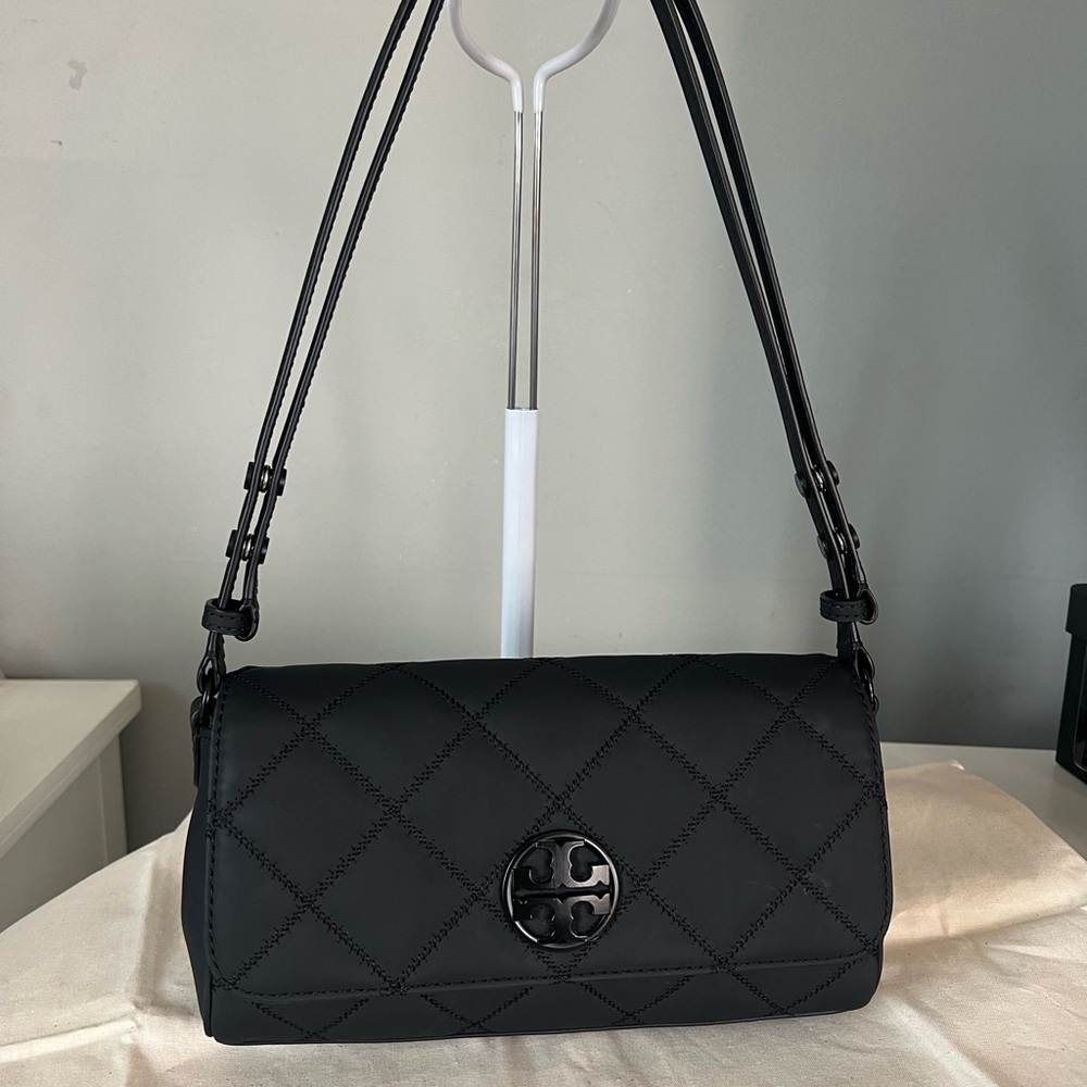 Tory Burch Black Matte Shoulder/Crossbody Bag